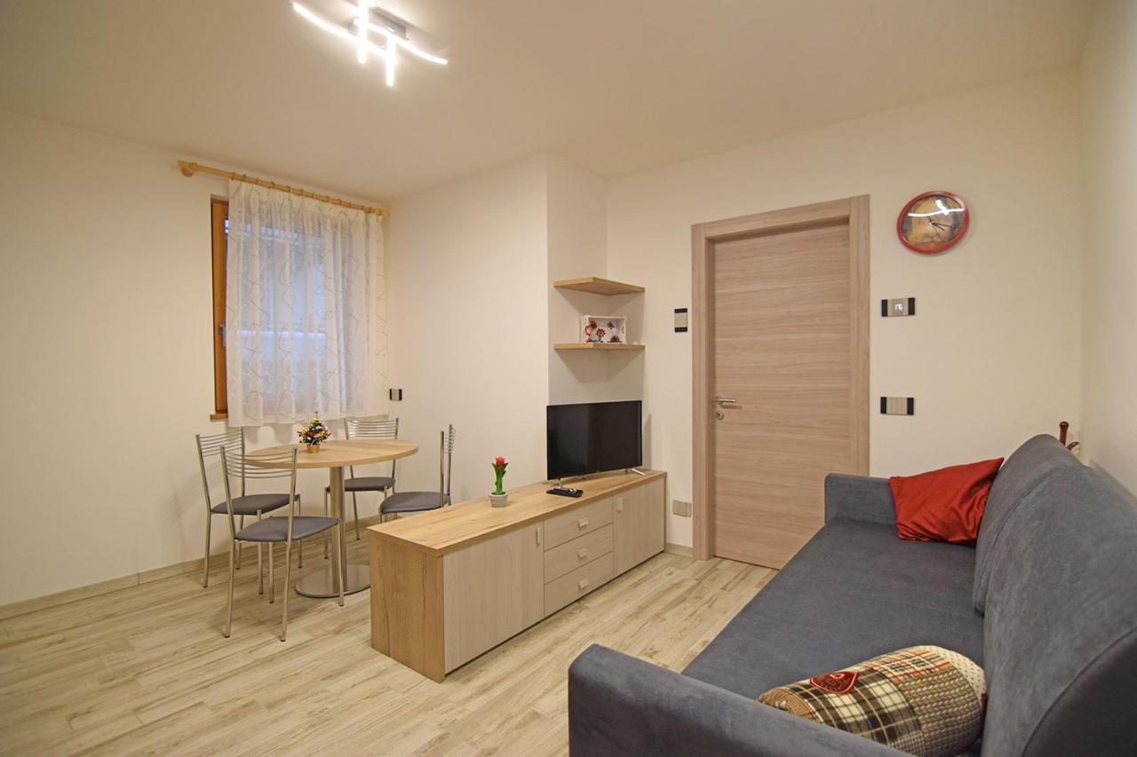 Casa Vacanze Arcobaleno Predazzo Exteriér fotografie